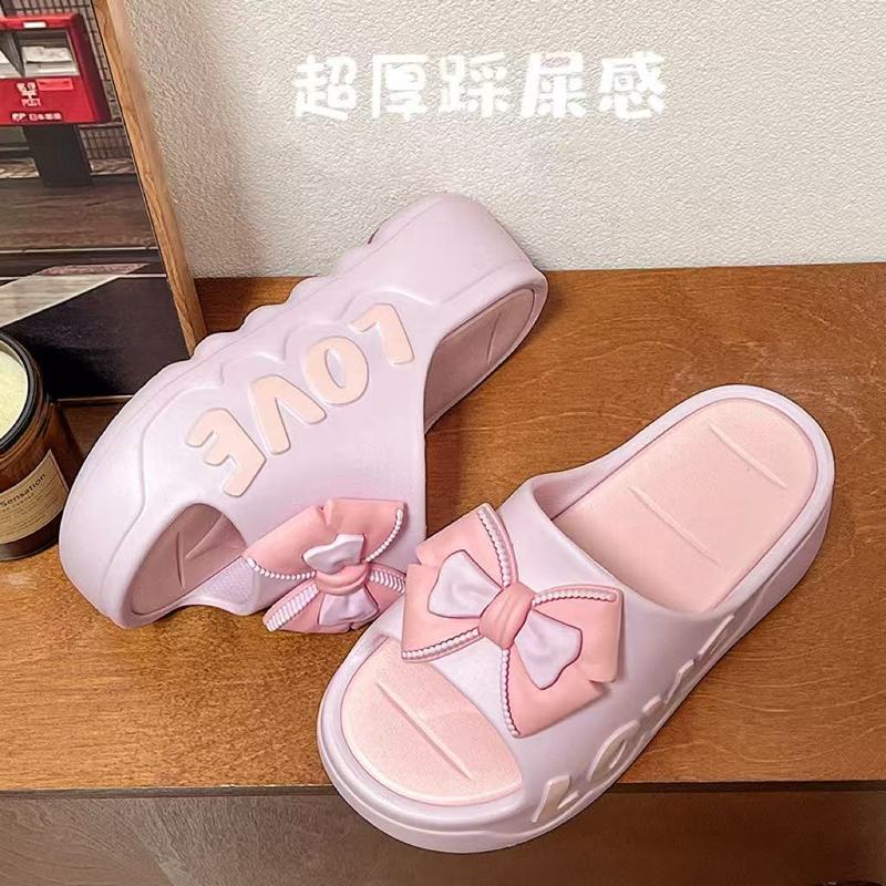 夏の新型の厚い底の蝶結びのスリッパの女性のハイヒールの室内のファッション的な浴室の冷たいスリッパは外で卸売りを着ることができます。|undefined