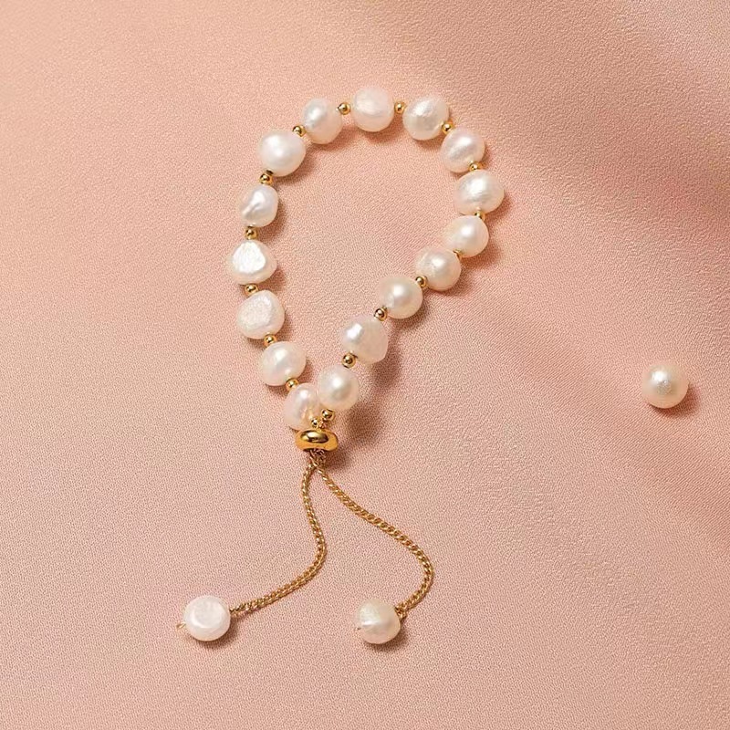 Elegant Simple Style Round Imitation Pearl Beaded Plating Women's Bracelets display picture 3