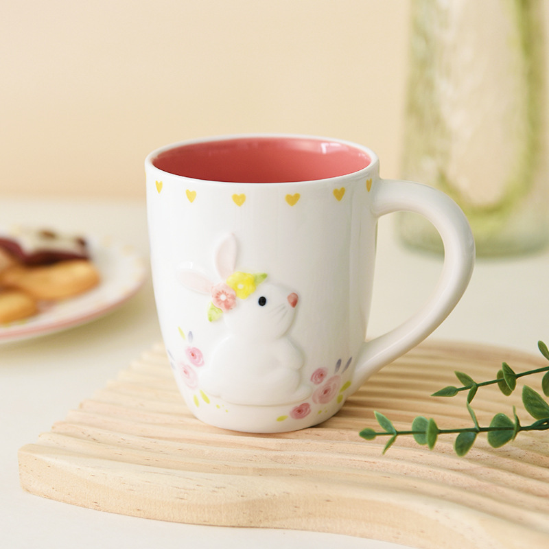 Taza de cerámica europea, serie Primavera con conejo de Pascua y rosa, color bajo esmalte, taza de agua de oficina de alto valor