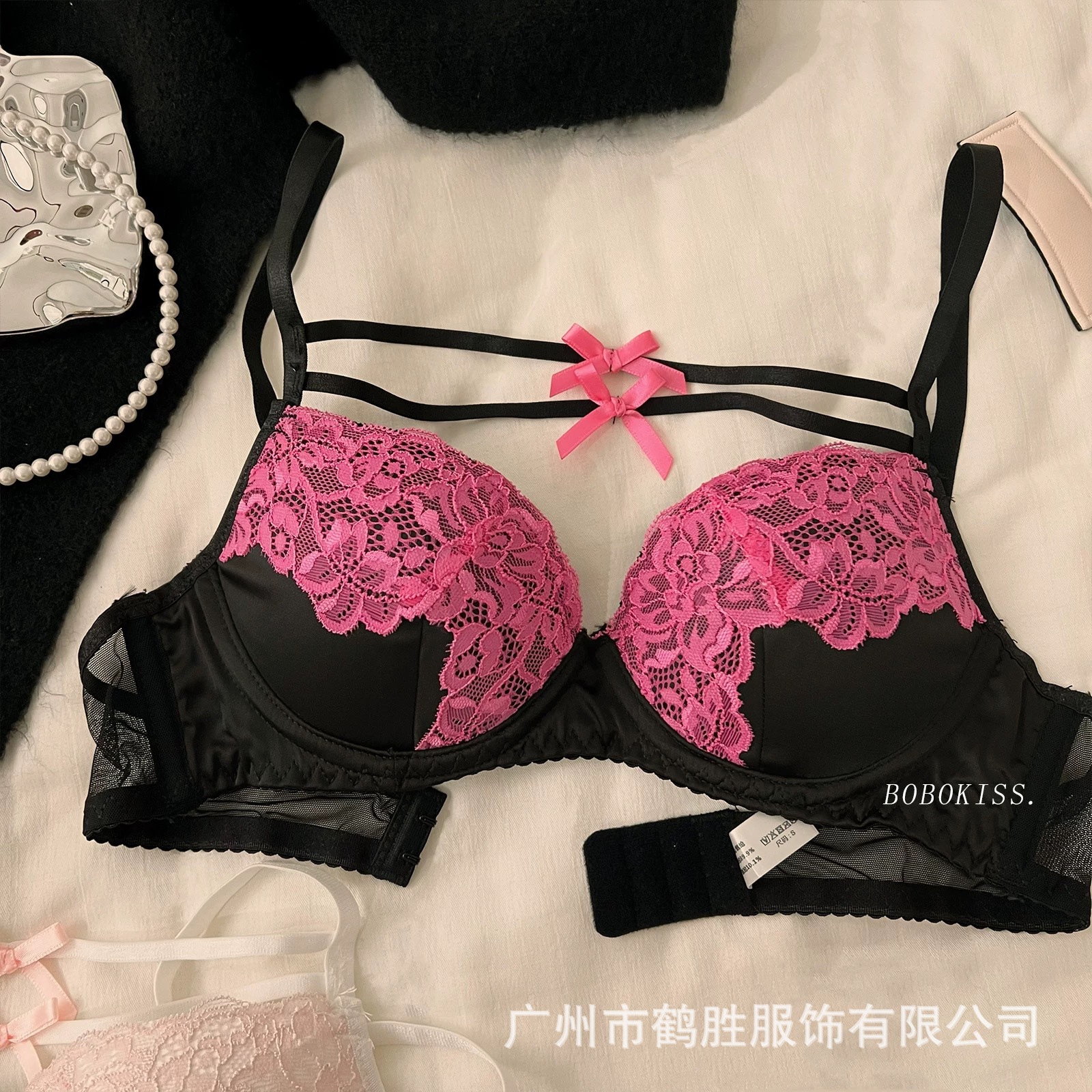 Estilo de ensueño, pajarita en el pecho, ropa interior de máquina de cuidado, traje de ropa interior sexy, mujer en el interior