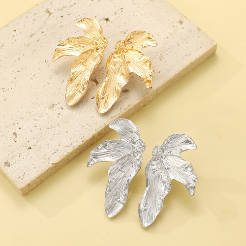 Elegant European and American Style Alloy Design Earrings for Women, Vintage Leaf Earrings, Fashion Women's Earrings