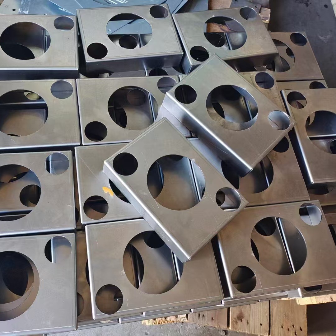 加工激光切割不锈钢板 钢板拉丝贴膜 剪板折边焊接