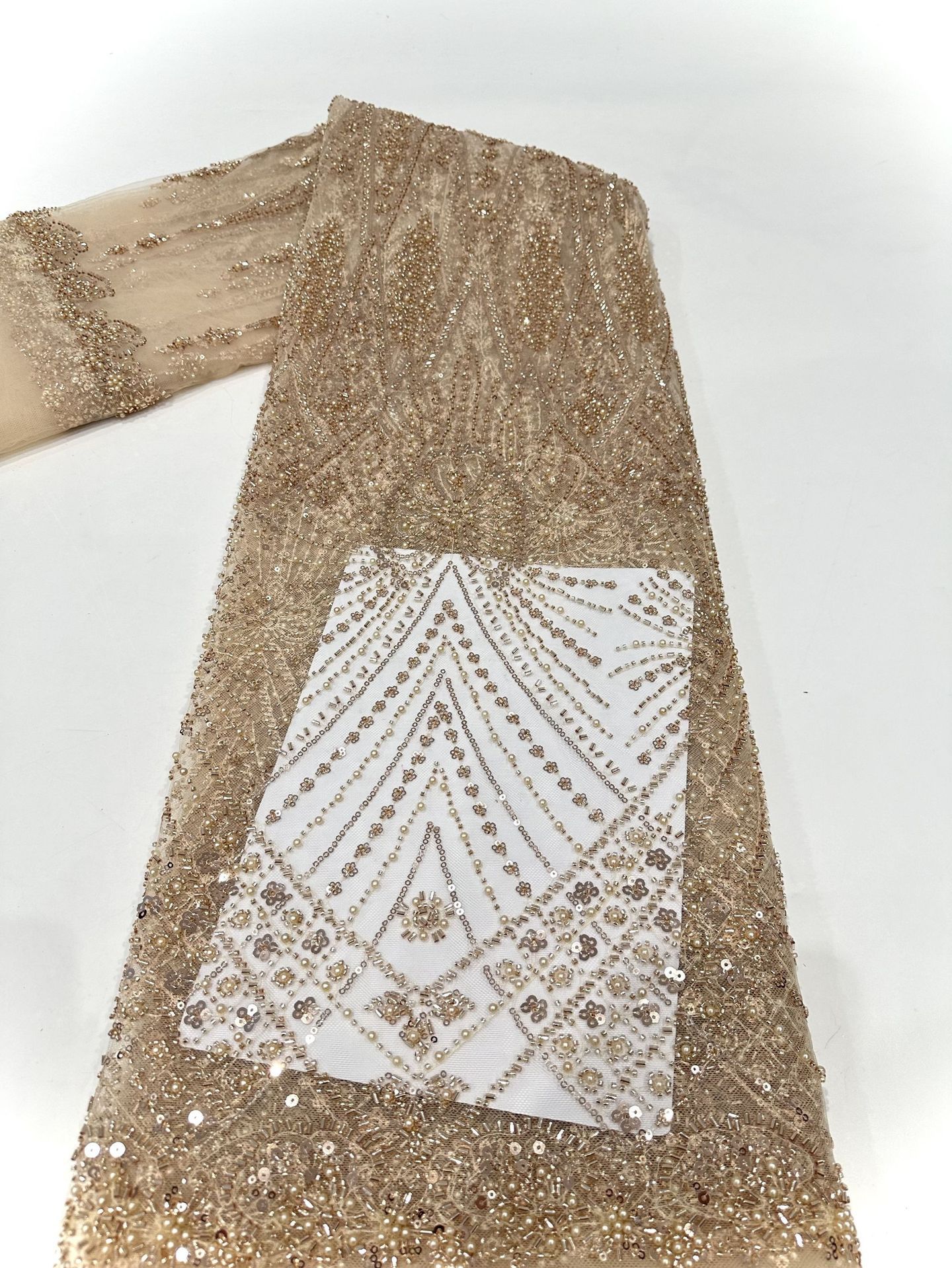 Tubo de perlas bordado por computadora bordado de lujo vestido de boda modelo de vestido de mujer falda de tela de corte comercio exterior transfronterizo