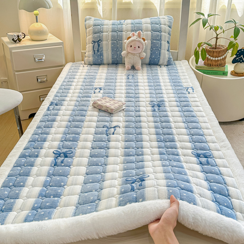 Colchón de terciopelo caliente de invierno de clase A materna y infantil colchón de terciopelo de leche colchón tatami dormitorio colchón de dormitorio