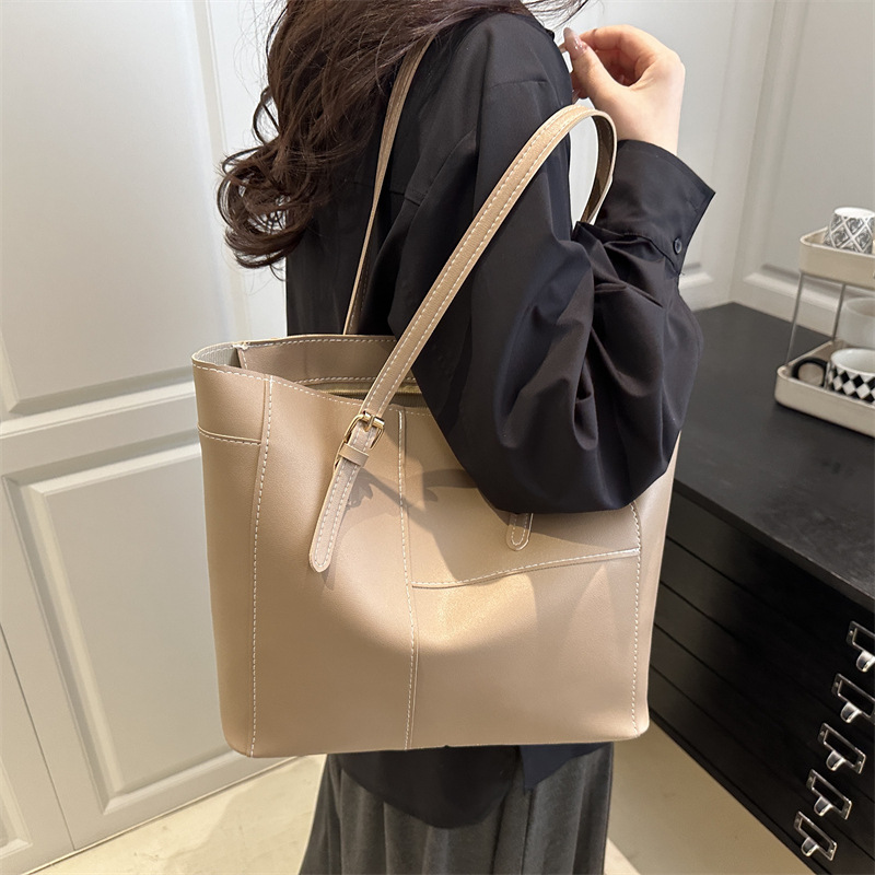 Bolso retro para mujeres 2025, nuevo estilo coreano bolso de viaje de moda cosido de gran capacidad bolso de hombro