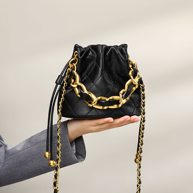 Women's 2026 Summer New High-End Crossbody Bucket Bag, Niche Handbag With Chain Strap, Leather Shoulder Bag - Thumbnail 7