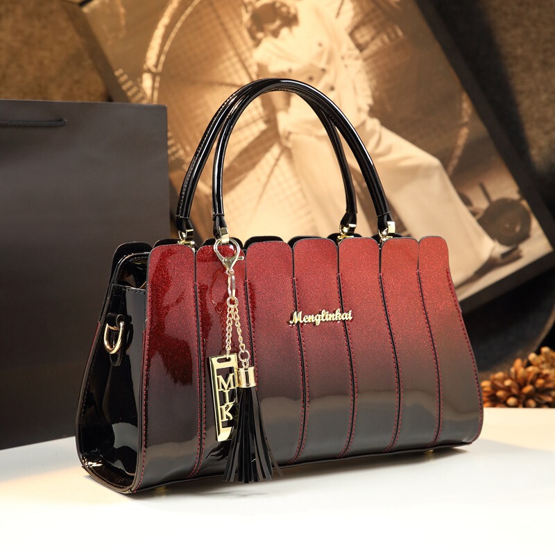 Personalized Splicing Middle-Aged Women's Bag, Mother-In-Law, Mother's Style, One-Shoulder Cross-Body Handbag, Patent Leather, Elegant and Versatile Bag Personalized Splicing Middle-Aged Women's Bag, Mother-In-Law, Mother's Style, One-Shoulder Cross-Body Handbag, Patent Leather, Elegant and Versatile Bag