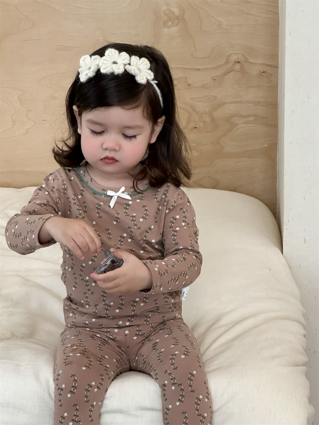 Pijamas infantiles de otoño conjunto de casa 2025 ropa de otoño ropa infantil coreana pijamas niñas ropa de hogar dos piezas