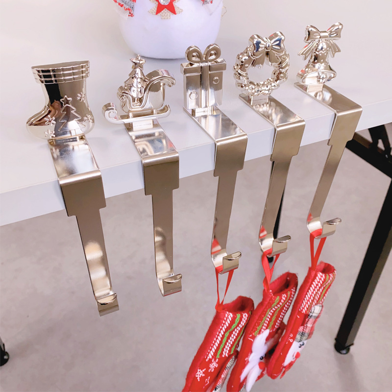 E-commerce Christmas Fireplace Hook Metal Stockings Christmas Stockings Hook L Bag Hook Shape Decorations Pendant E-commerce Christmas Fireplace Hook Metal Stockings Christmas Stockings Hook L Bag Hook Shape Decorations Pendant