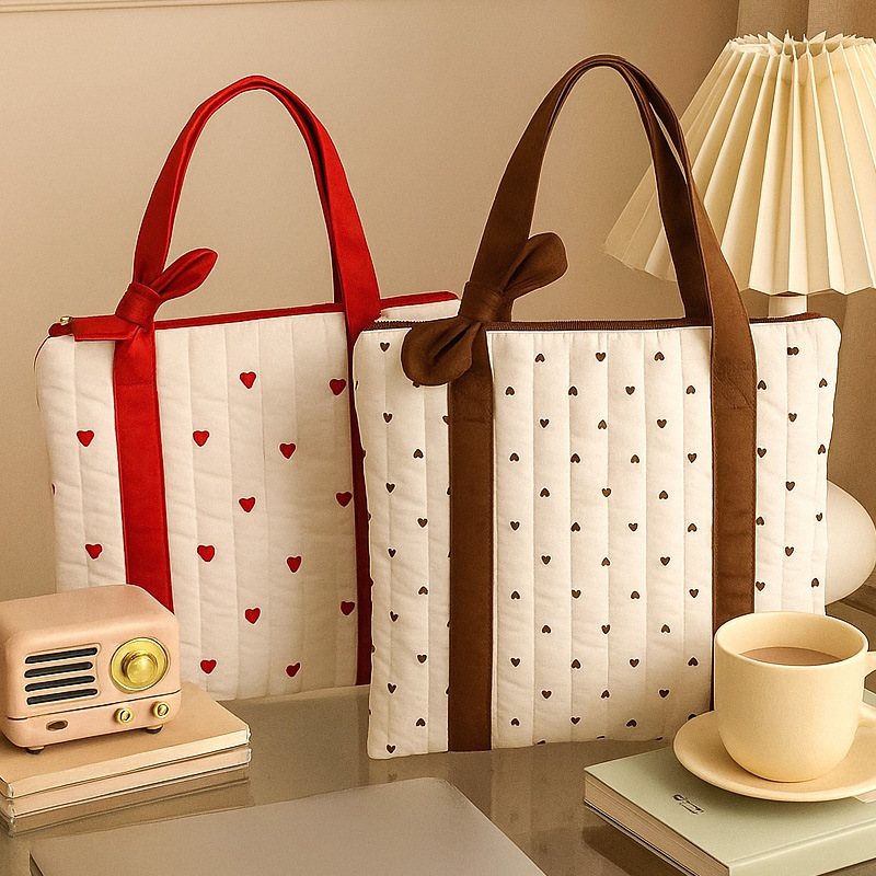 Quilted Love Heart Tote Bag for Women, Large Capacity Work and Commuting Computer Bag, Portable Polka Dot Shoulder Storage Bag Quilted Love Heart Tote Bag for Women, Large Capacity Work and Commuting Computer Bag, Portable Polka Dot Shoulder Storage Bag