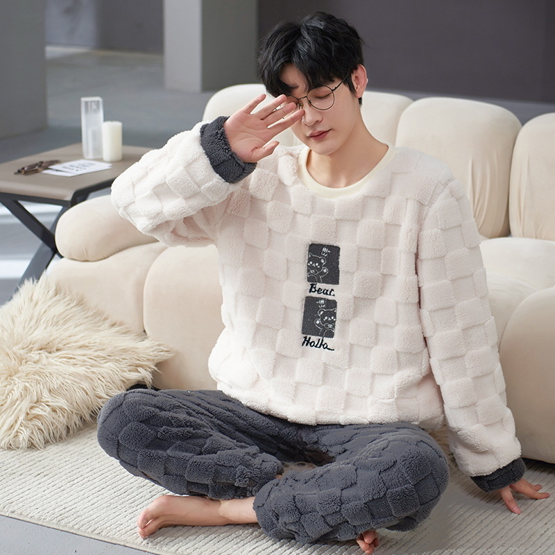 Winter Long-Sleeved Pajamas for Men, Coral Velvet, Warm Fleece-Lined, Thickeneded New Cartoon Youth Flannel Home Clothes Winter