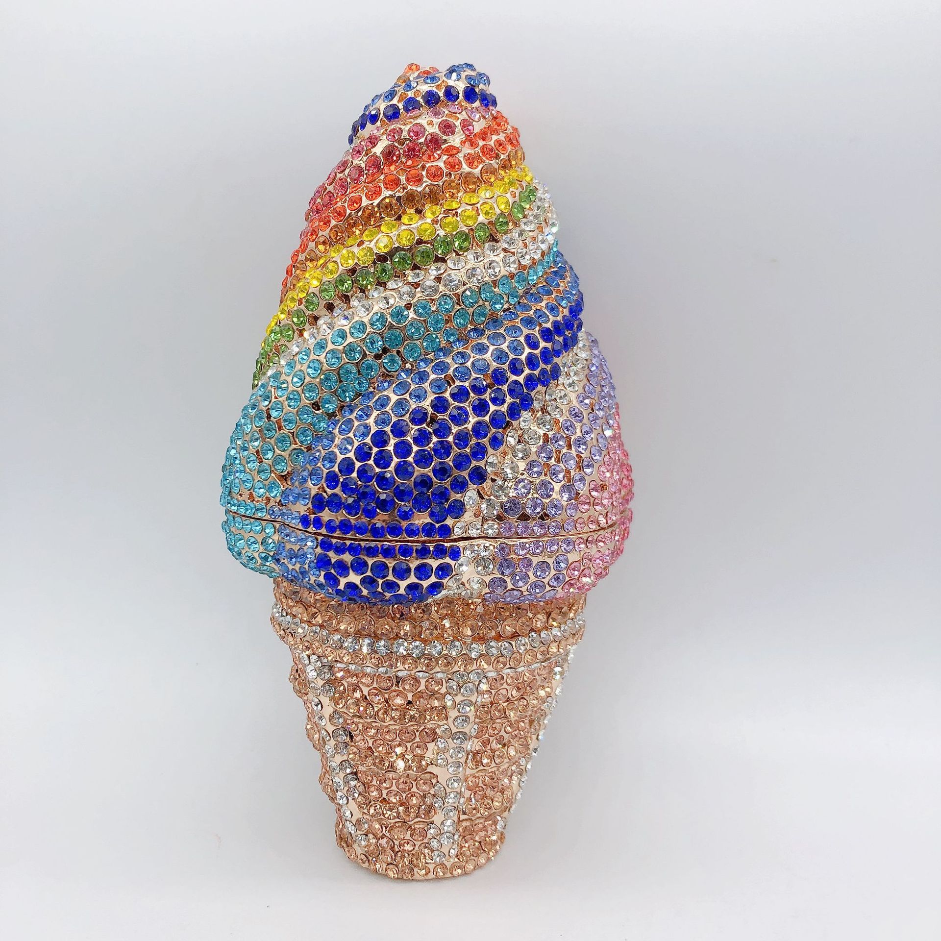 Selección estricta embrague de helado helado diamante paquete de cena de fiesta de diamante de mano chica paquete duro