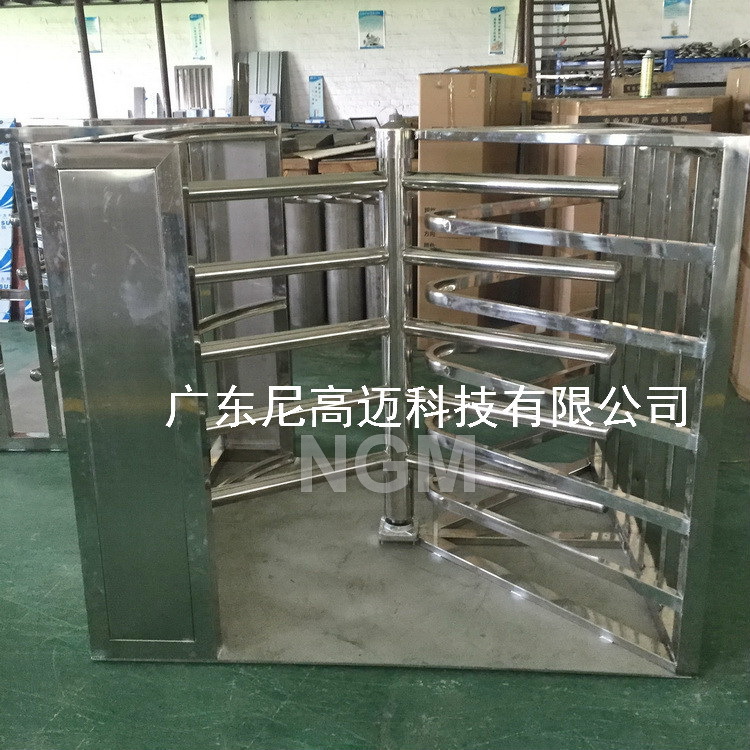 尼高迈供应可移动半高单向矩形门高铁火车站出口应急通道旋转辊闸