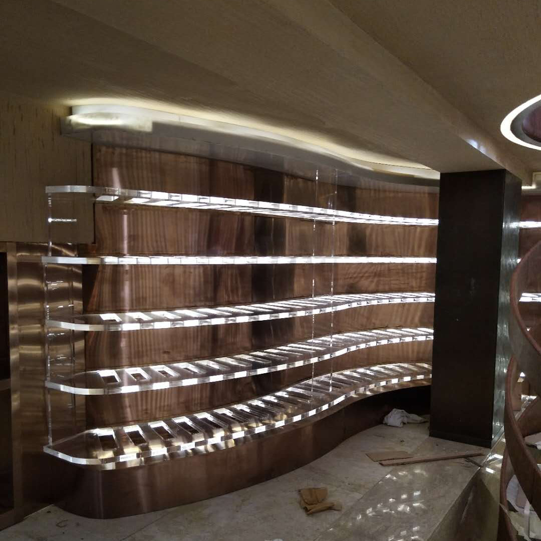 别墅酒庄酒窖透明带灯红酒展示柜亚克力高级感葡萄酒架悬浮酒柜