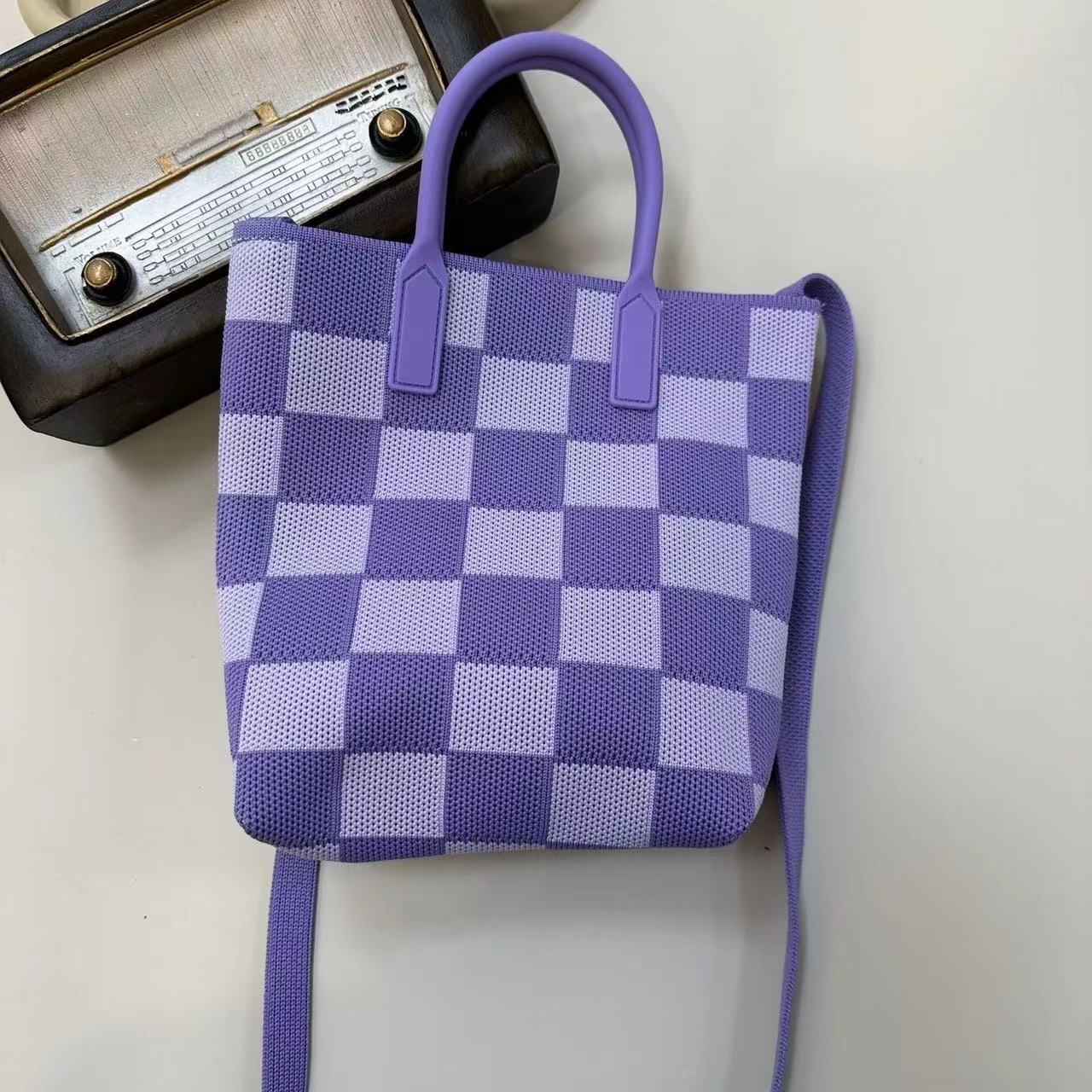 Women's Polyester Plaid Basic Streetwear Bucket Open Shoulder Bag Handbag Crossbody Bag display picture 5