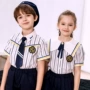 小学生毕业拍摄幼儿园园服