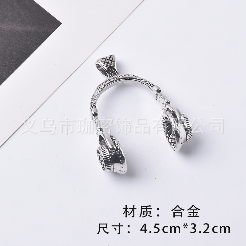 Collar de calle europeo y americano moda masculina hip hop estilo frío todo partido Internet celebridad aleación personalidad moda femenina ins suéter cadena colgante