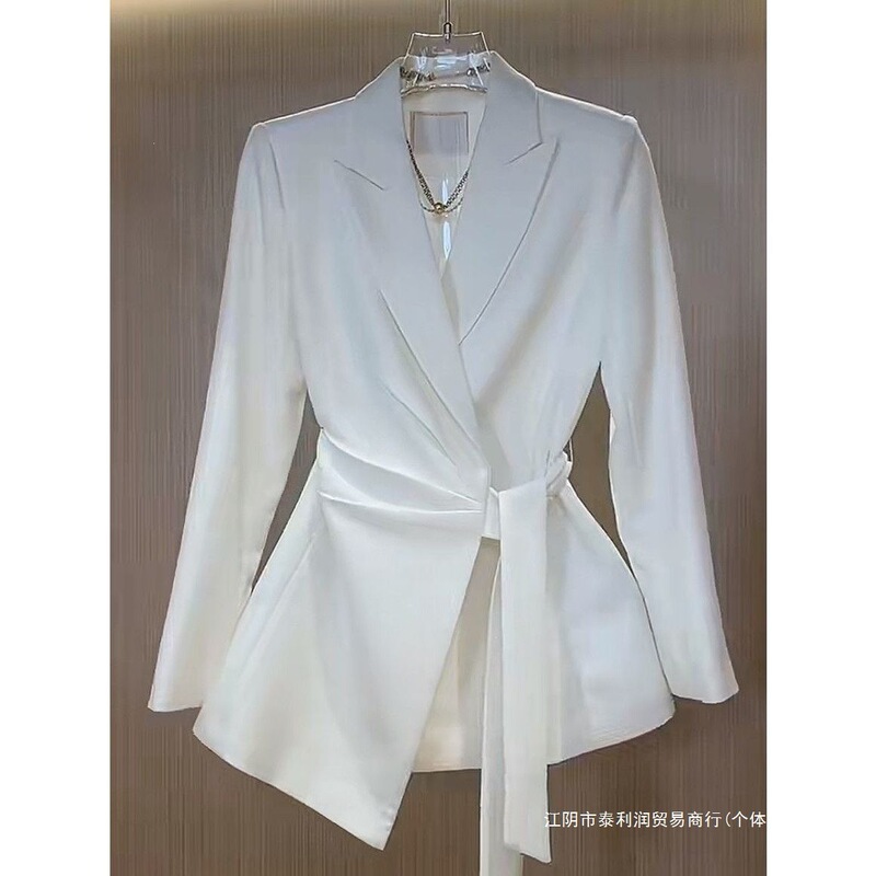 2026 Spring and Autumn Women's Slim-Fit Belted White Blazer, Slimming Design, Casual Professional Wear Suit 2026 Spring and Autumn Women's Slim-Fit Belted White Blazer, Slimming Design, Casual Professional Wear Suit