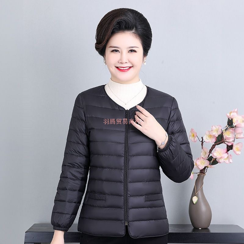 中老年大码轻薄羽绒服女轻便短款圆领冬季保暖叠穿鸭绒内穿老年人