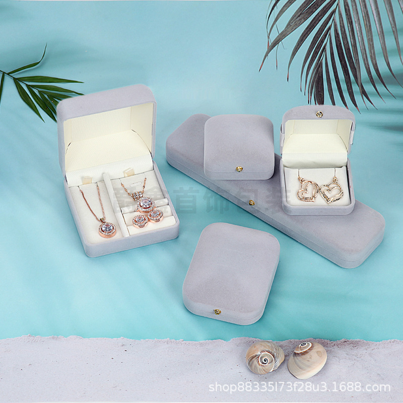 高档蝴蝶结金扣绒布饰品首饰盒戒指耳钉项链套装礼品包装盒批发