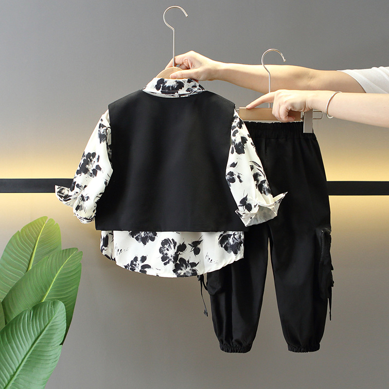 5915 Traje de otoño para niños 2025 nuevo estilo fresco y guapo ropa coreana para niños camisa de primavera y otoño traje de tres piezas