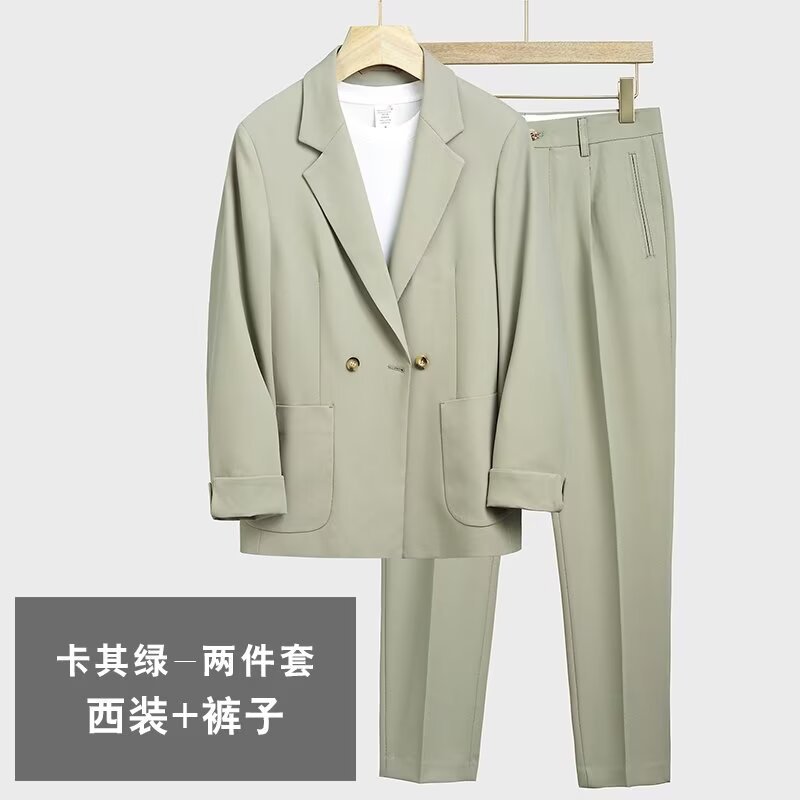 녹색 정장