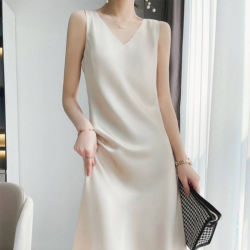 High-End Silk Suspender Dress for Women in Spring and Summer Acetate Satin Mid-Length Skirt with Silk Sleeveless Elegant