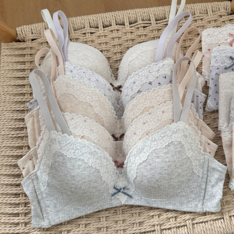 New French-Style Sweet Floral Lingerie Direct Delivery for Young Girls, Small Chest Gathering Breathable Thin Cup Bra, Foreign Trade Cross-Border