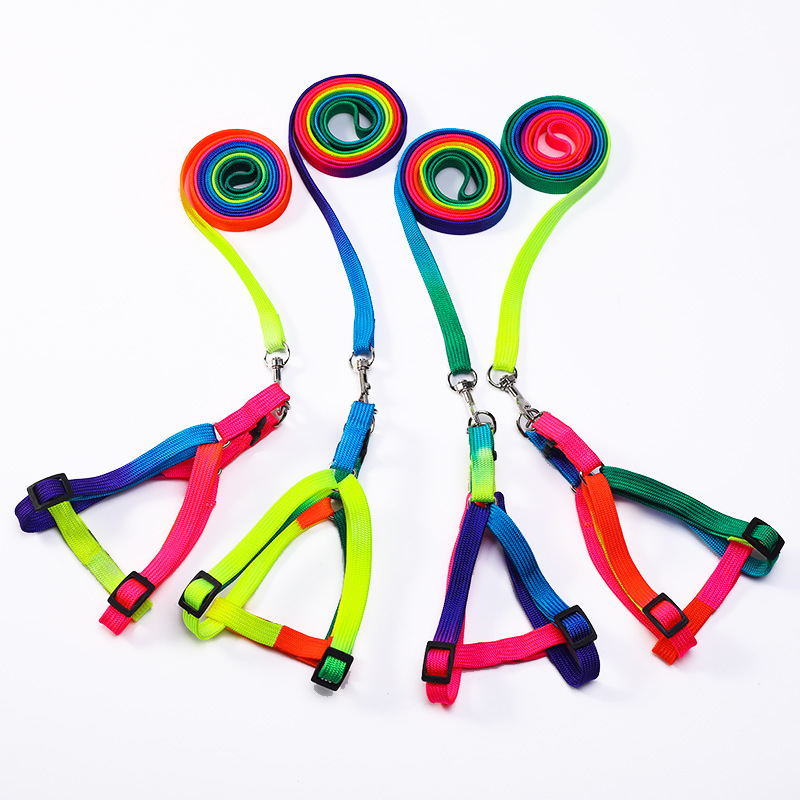 Arco Iris correa de pecho para mascotas traje de color a juego estilo chaleco anti-rotura correa de pecho de perro cuerda de tracción correa de perro en stock
