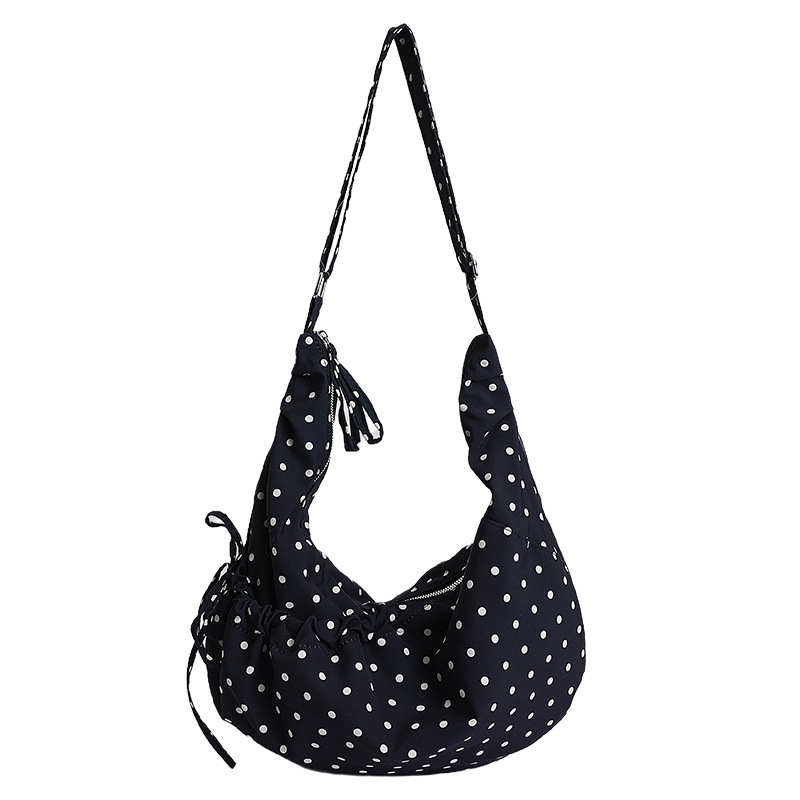 Bolsa de brazo de onda coreana para mujeres 2026 nueva bolsa de hombro de nicho de nicho de diseño diario de viajes extranjeros bolsas de bolsas