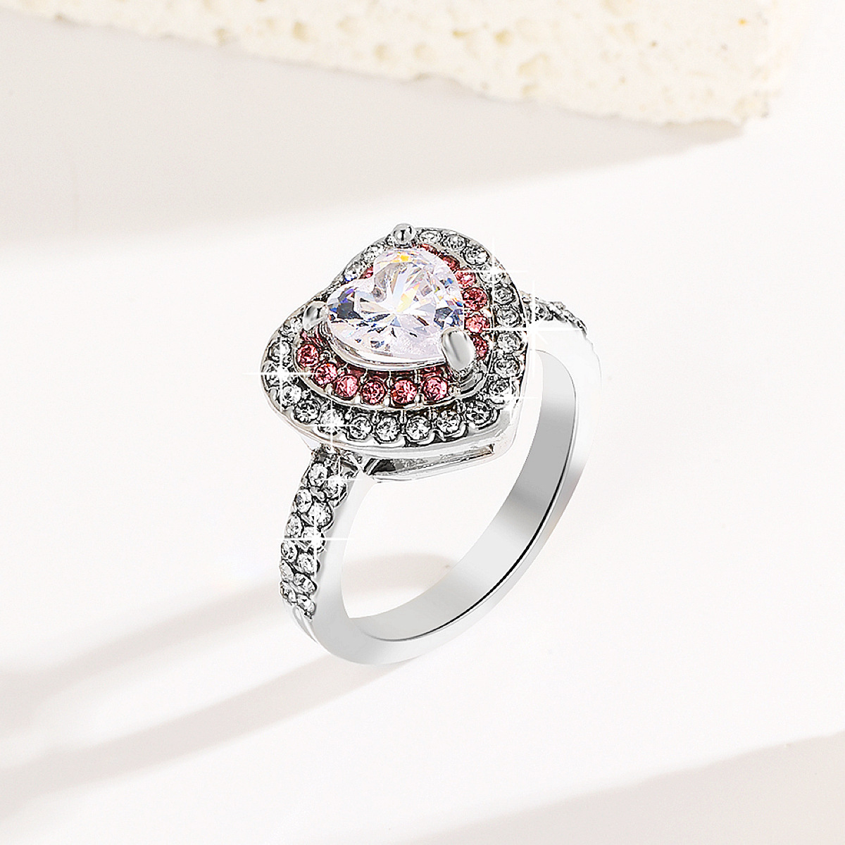 Selection Fashion Creative Love Zircon Ring Female Valentine's Day Gift Couple Heart Shaped Ring