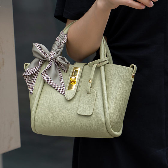 Top Layer Cowhide Shoulder Bag Women's 2025 New Genuine Leather Women's Bag Tote Bag Advanced Texture Pastoral Style Handbag