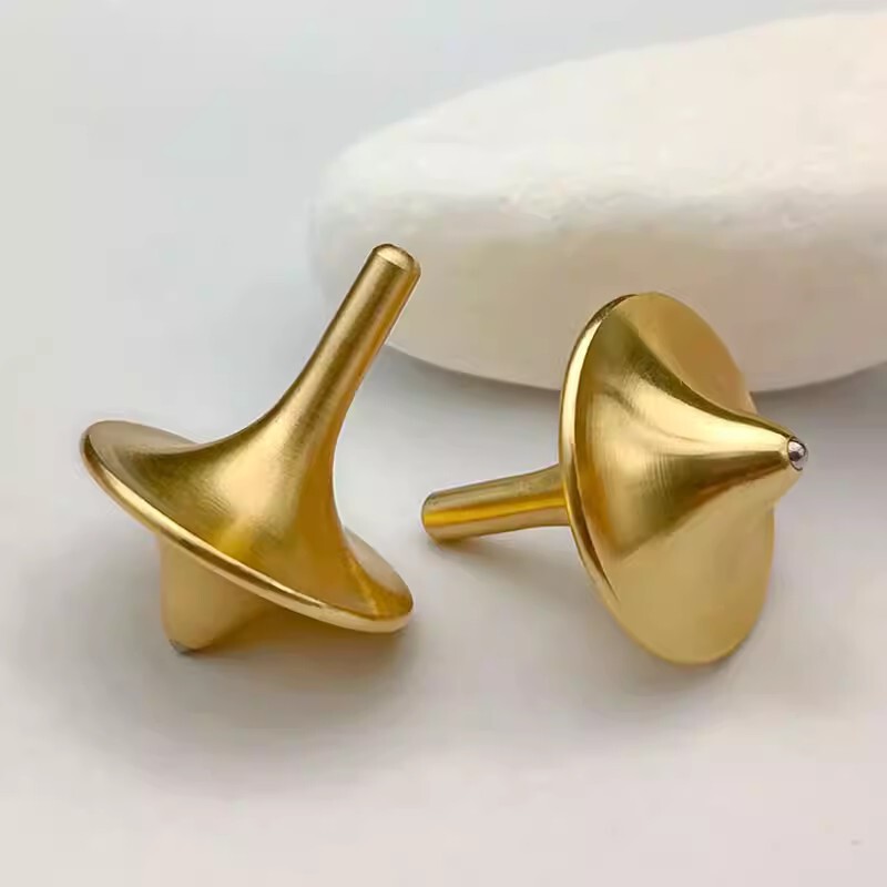 Inception-Style Pure Brass Hand-Twisted Spinning Top Fingertip Toy, Popular Stress-Relief Gadget, Small Toy for Class or Movies Inception-Style Pure Brass Hand-Twisted Spinning Top Fingertip Toy, Popular Stress-Relief Gadget, Small Toy for Class or Movies