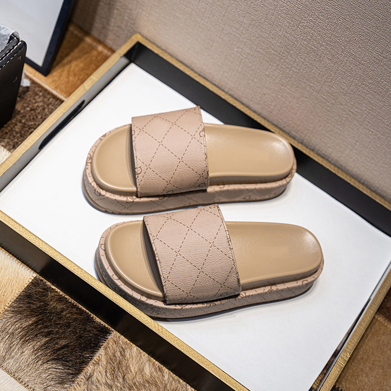 Große Hausschuhe für Damen mit dicker Sohle 2024 neue Plateausandalen mit einem Wort Hausschuhe für Mädchen_voghion.com