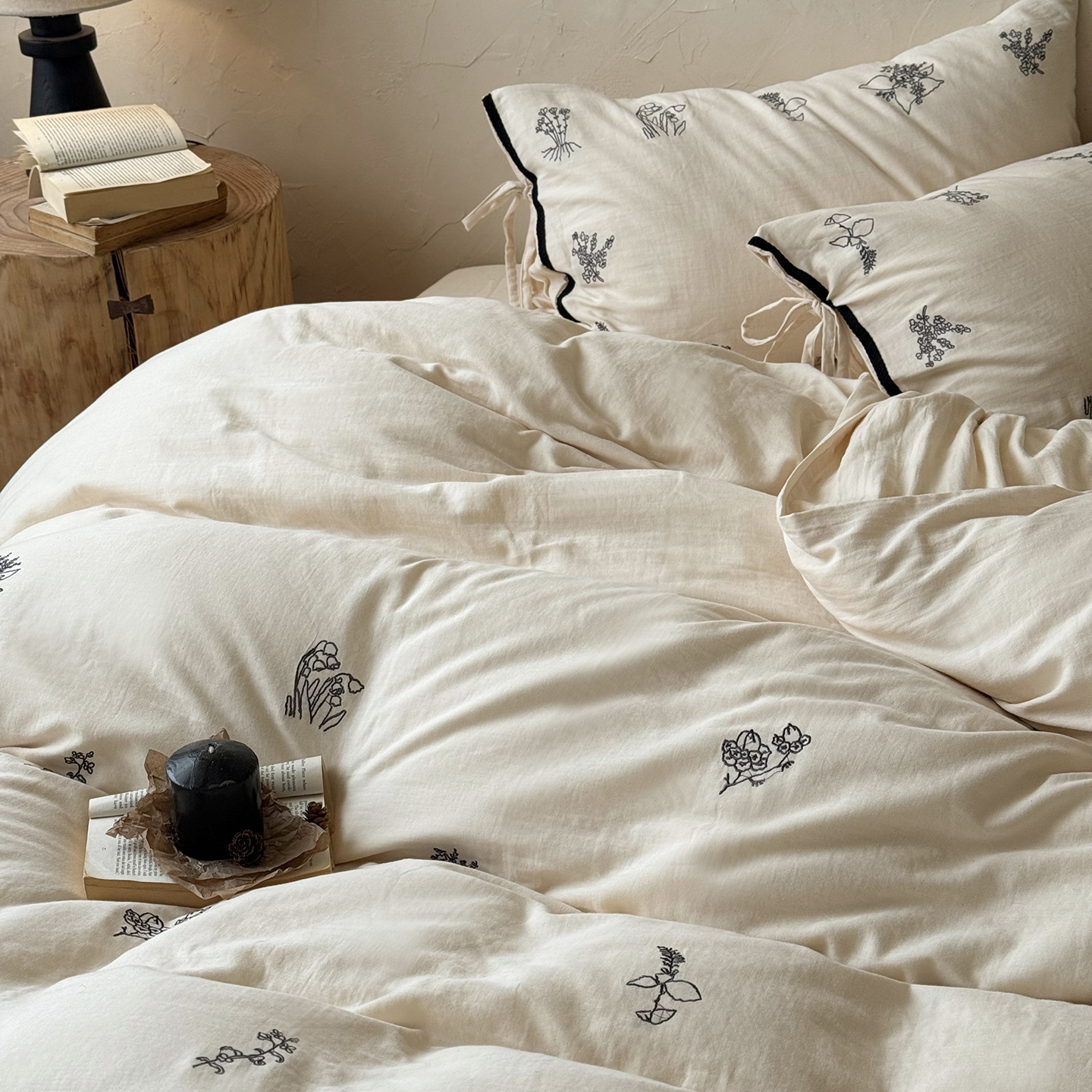 25 otoño y invierno lujoso francés de algodón ligero serie de bordado de precisión de cuatro piezas conjunto de algodón de doble capa cama transpirable