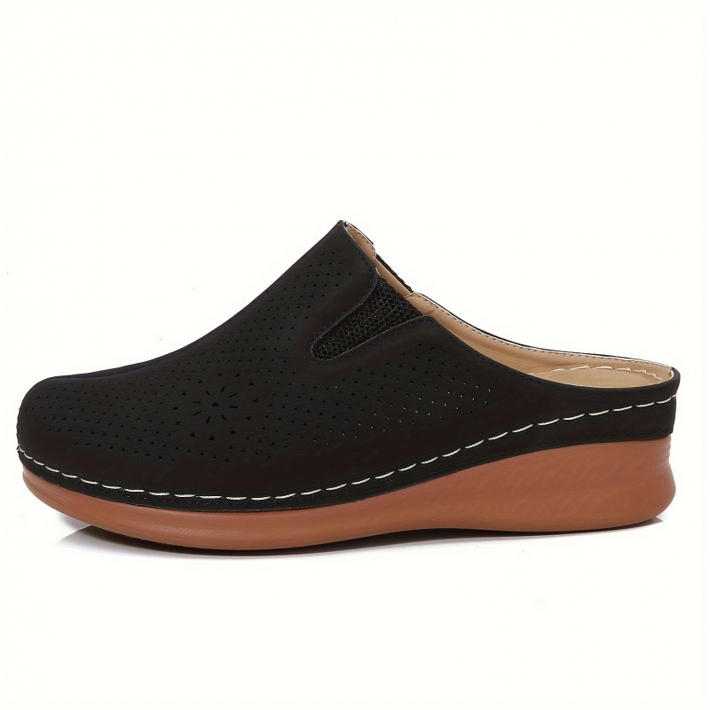 2026 Autumn and Winter Cross-Border Foreign Trade New European and American Style Perforated Wedge Soft Cushion Closed Toe Slippers