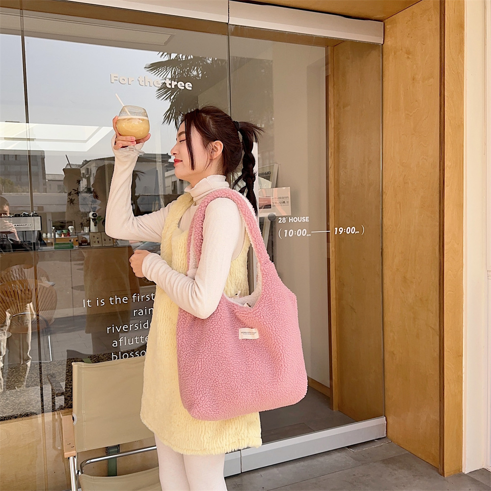 310233 Autumn/Winter Korean version dual-sided plush simple single-shoulder student large-capacity commuting vest bag undefined