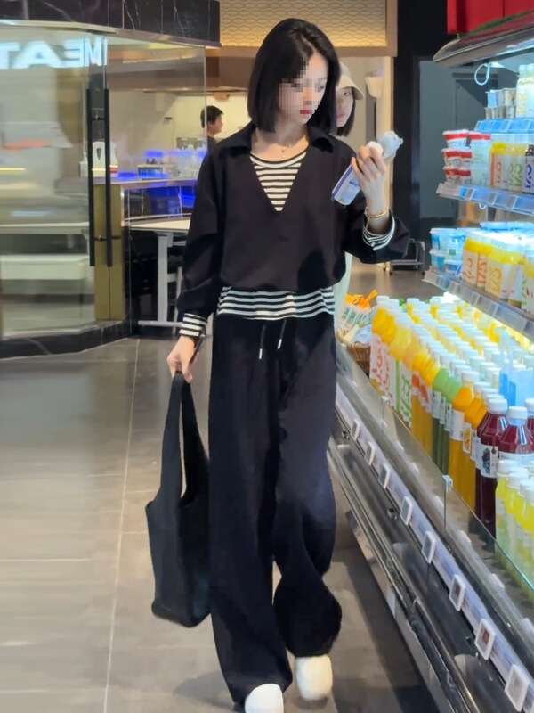 时尚休闲套装女2025秋季新款洋气条纹拼接假两件上衣阔腿裤两件套|undefined