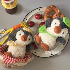 新しいベレー帽リトルペンギンペンダントかわいいショルダーバッグペンダント人形ぬいぐるみ小物車のキーホルダー