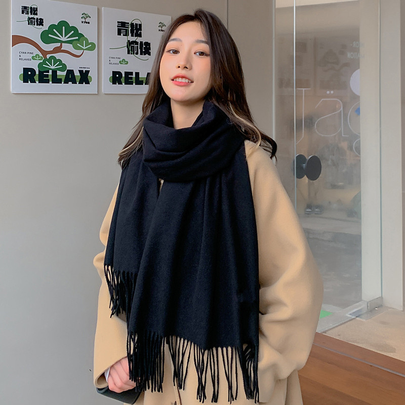 マフラーの女性の冬の新型ウールはカシミヤのマフラーの純色に似せています。|undefined