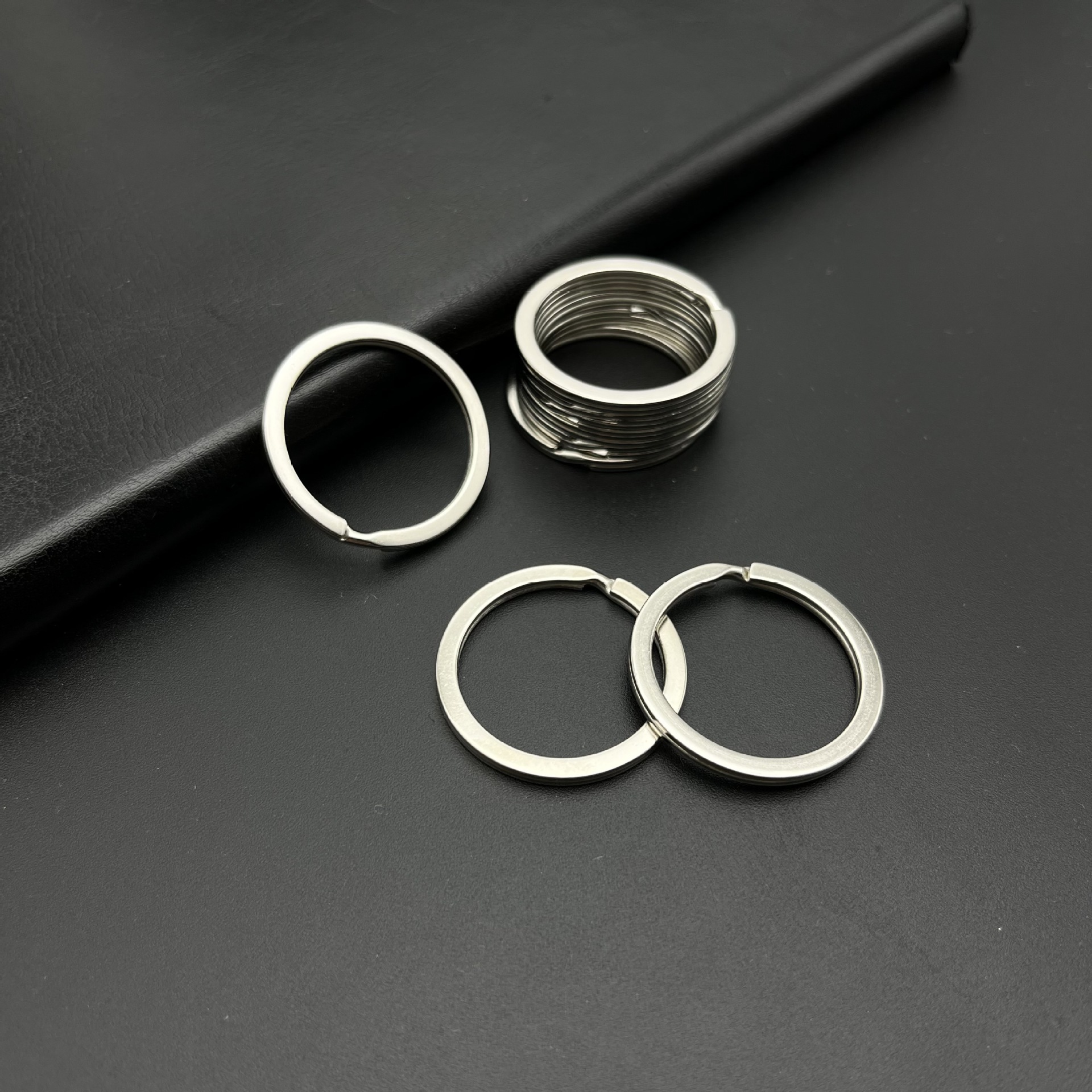 厂家现货供应镀镍扁平钥匙圈金属钥匙环礼品扣环不锈钢钥匙圈圆圈