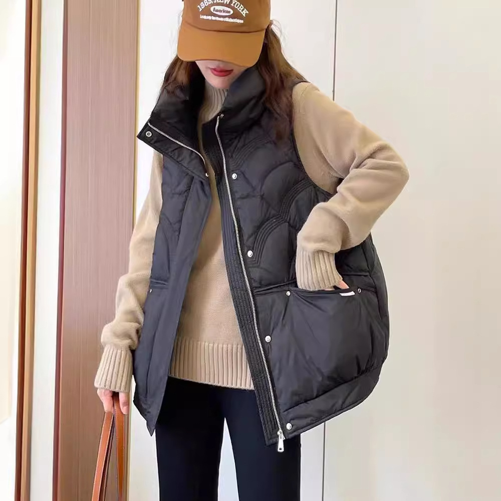 유럽 다운 조끼 여성의 패션 느슨한 디자인 틈새 모든 매치 유행 화이트 오리 조끼 민소매 조끼 여성