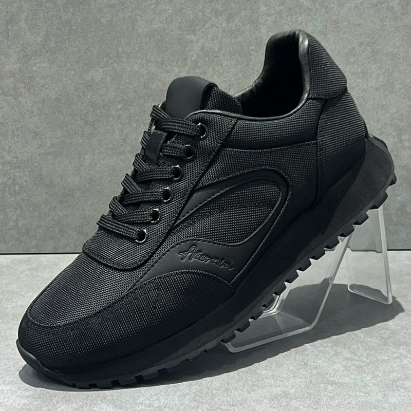 Летняя повседневная мужская обувь 2025 новая дышащая тканая обувь чистая черная дикая легкая обувь мужская обувь спортивная беговая обувь