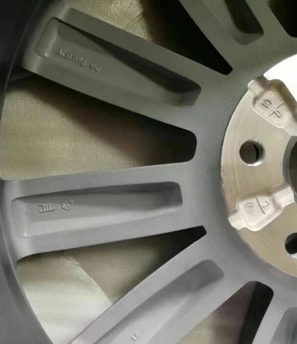 Compatible with Volkswagen CC 19inch Gold Coast aluminum alloy original factory rims and wheel covers