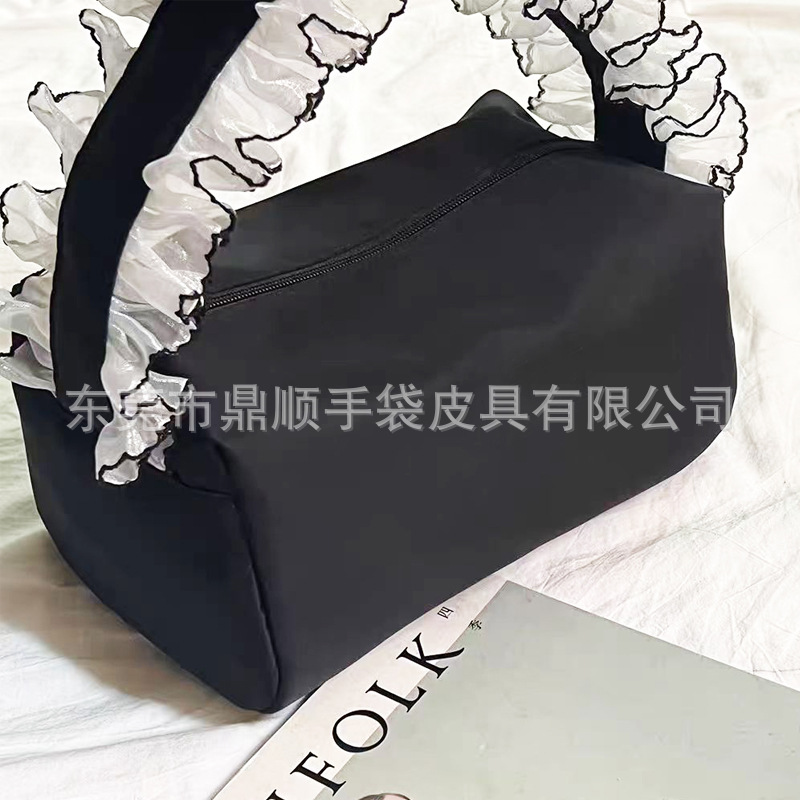 花边化妆包 主图2 .jpg