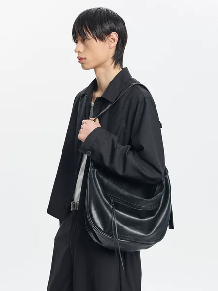 South Korea New Crossbody Bag Large Capacity Men's Motorcycle Riding Bag Trendy Brand Shoulder Crossbody Bag Retro Wandering Dumpling Bag