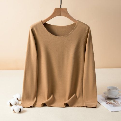 Double-sided faux-fur base layer for women: autumn/winter fleece-lined, extra-thick, warm thermal underwear with a crew neck—fitted design, long sleeves, and a relaxed-fit top.