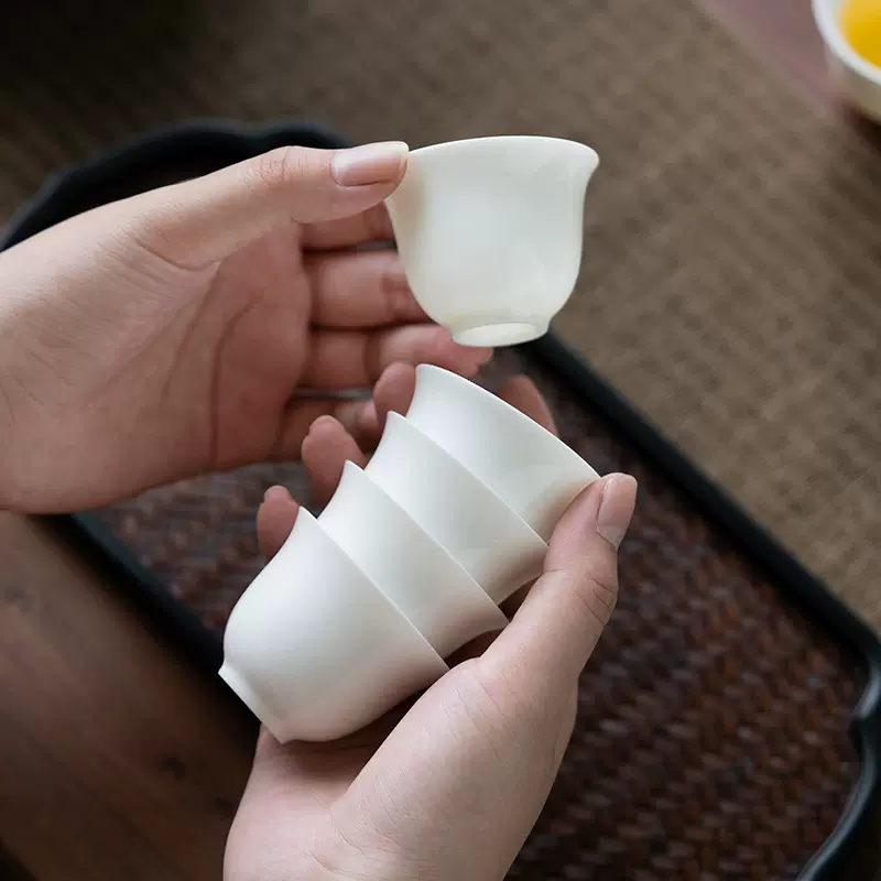 德化纯白羊脂玉小茶杯单杯中式功夫茶具陶瓷品茗杯喝茶碗喝茶茶盏