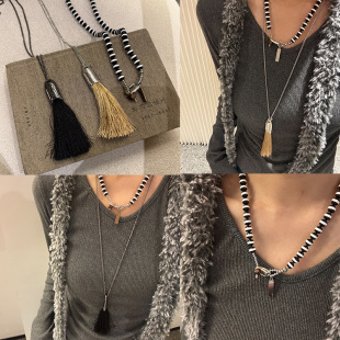 Korean car Jingyuan with brush tassel necklace ins niche design long sweater chain black and white beads clavicle chain