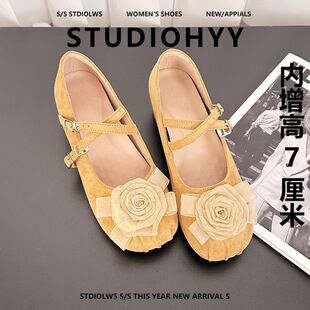 С���Ӄ����߷�ʽ�^�������_��ЬŮ����\�ڰ���Ь������ָ߸�Ь